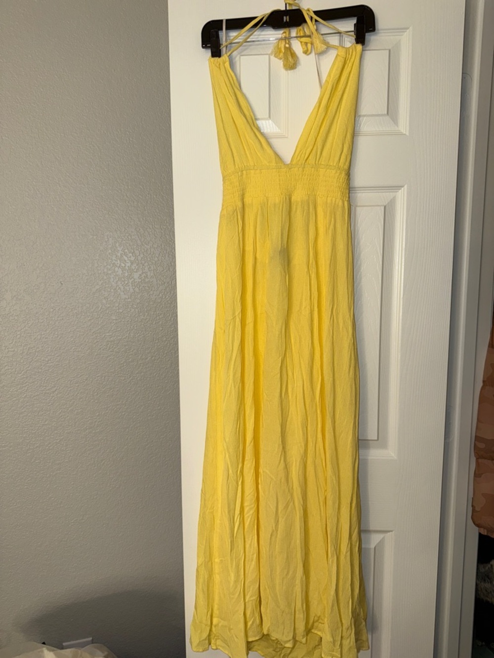 Forever 21 Yellow Halter V-Neck Maxi Dress